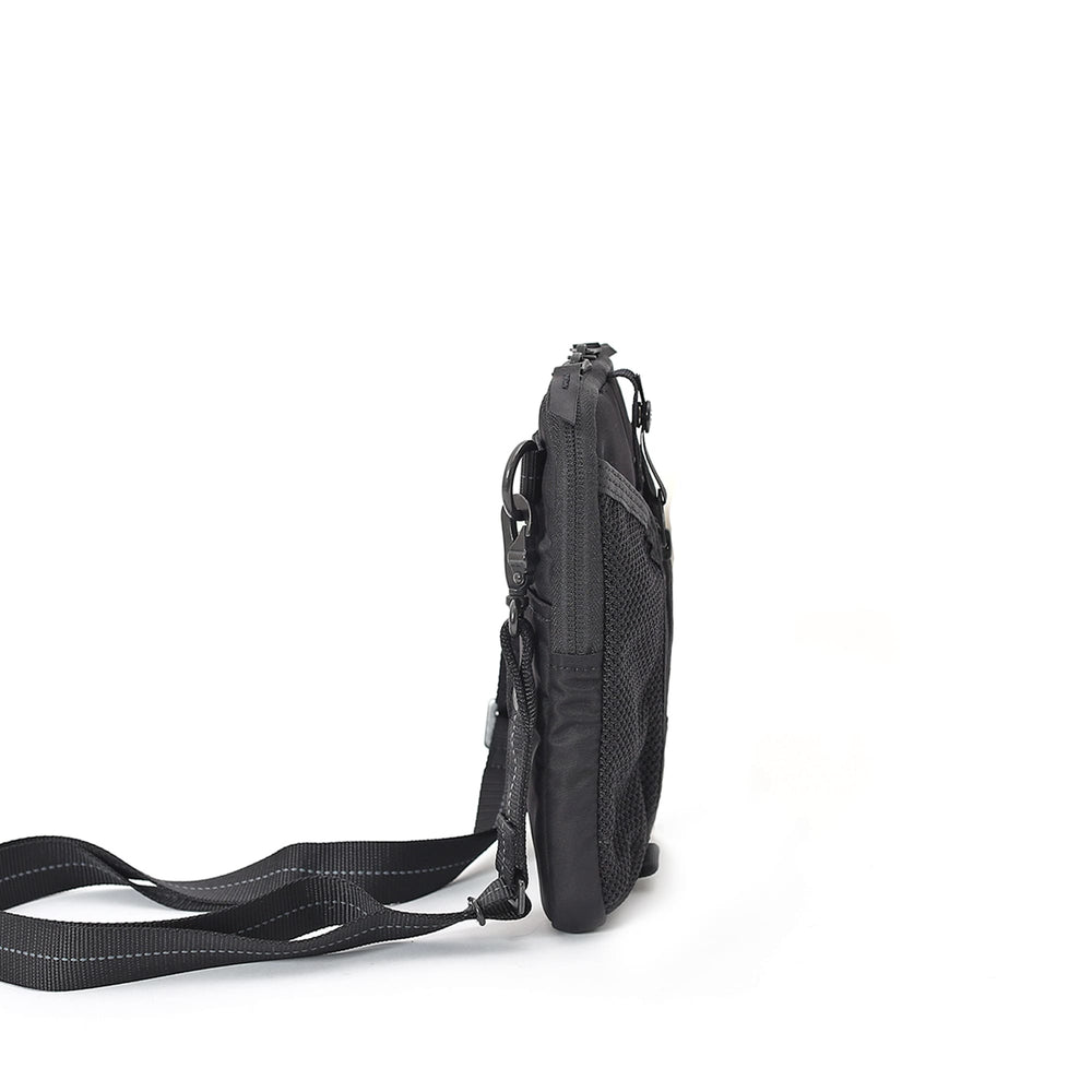 
                      
                        FLYER'S 70XX DAYSTREAM Smartphone Shoulder Bag HJR-0323
                      
                    