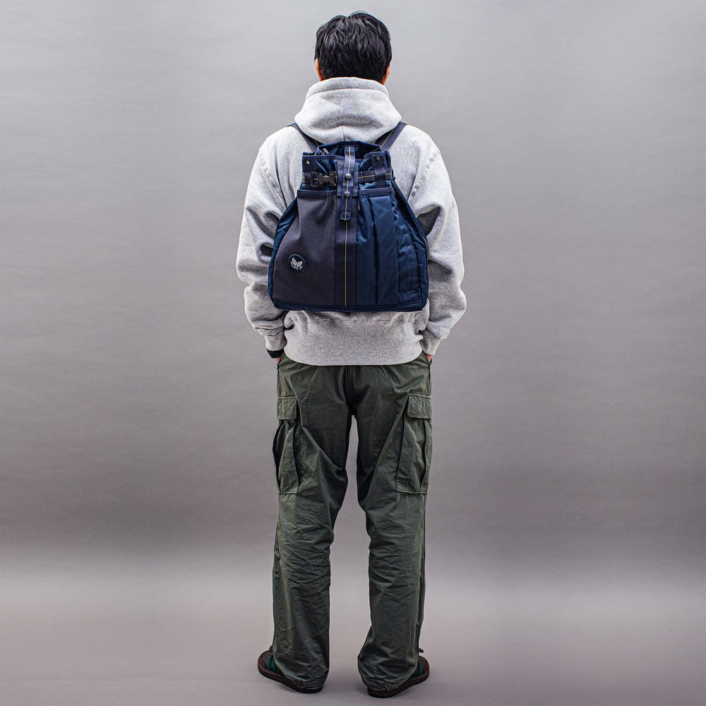 
                      
                        【BlackFriday11/29 18:00~24h 10%OFF】【Edition 30】【数量限定】VERTICAL 3-WAY TOTE BAG トートリュック HLM-0041N
                      
                    