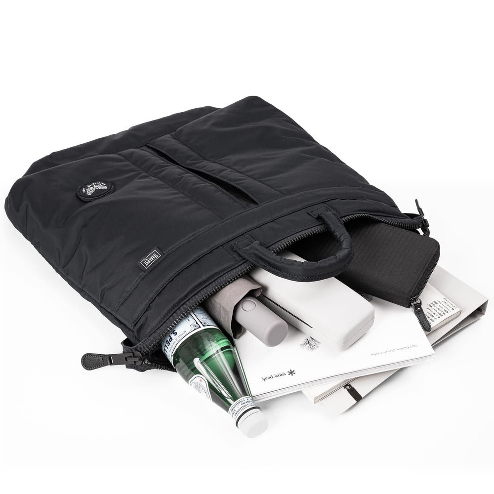 
                      
                        【30周年モデル】【数量限定】FLYER’S reflection HELMET BAG トート L  HRF-0141N
                      
                    