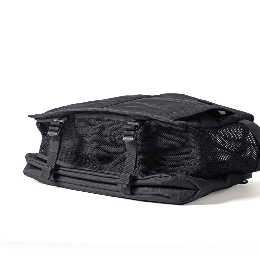 
                      
                        WINGMAN 4WAY BAG HWN-0061
                      
                    