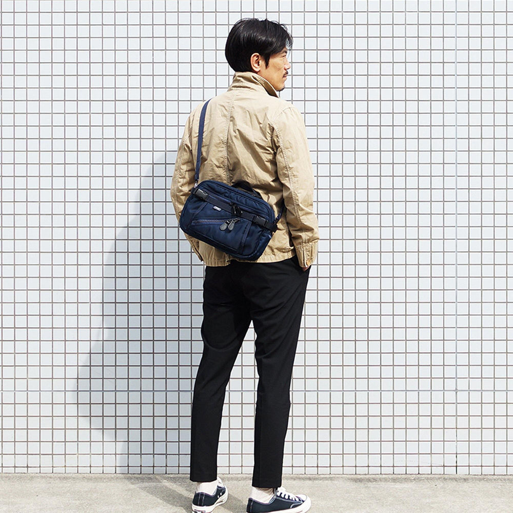 
                      
                        限定復刻版第二弾   FLYER’S ２wayショルダーバッグ  ナイロンツイル（ボンディング加工）  HJH-4022_R - HARVEST LABEL
                      
                    