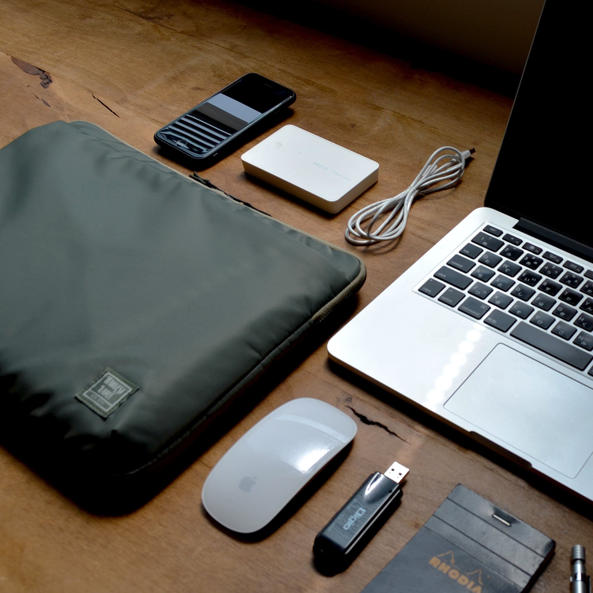 Official] HARVEST LABEL Flyers Supply Men's 13 inch PC Case